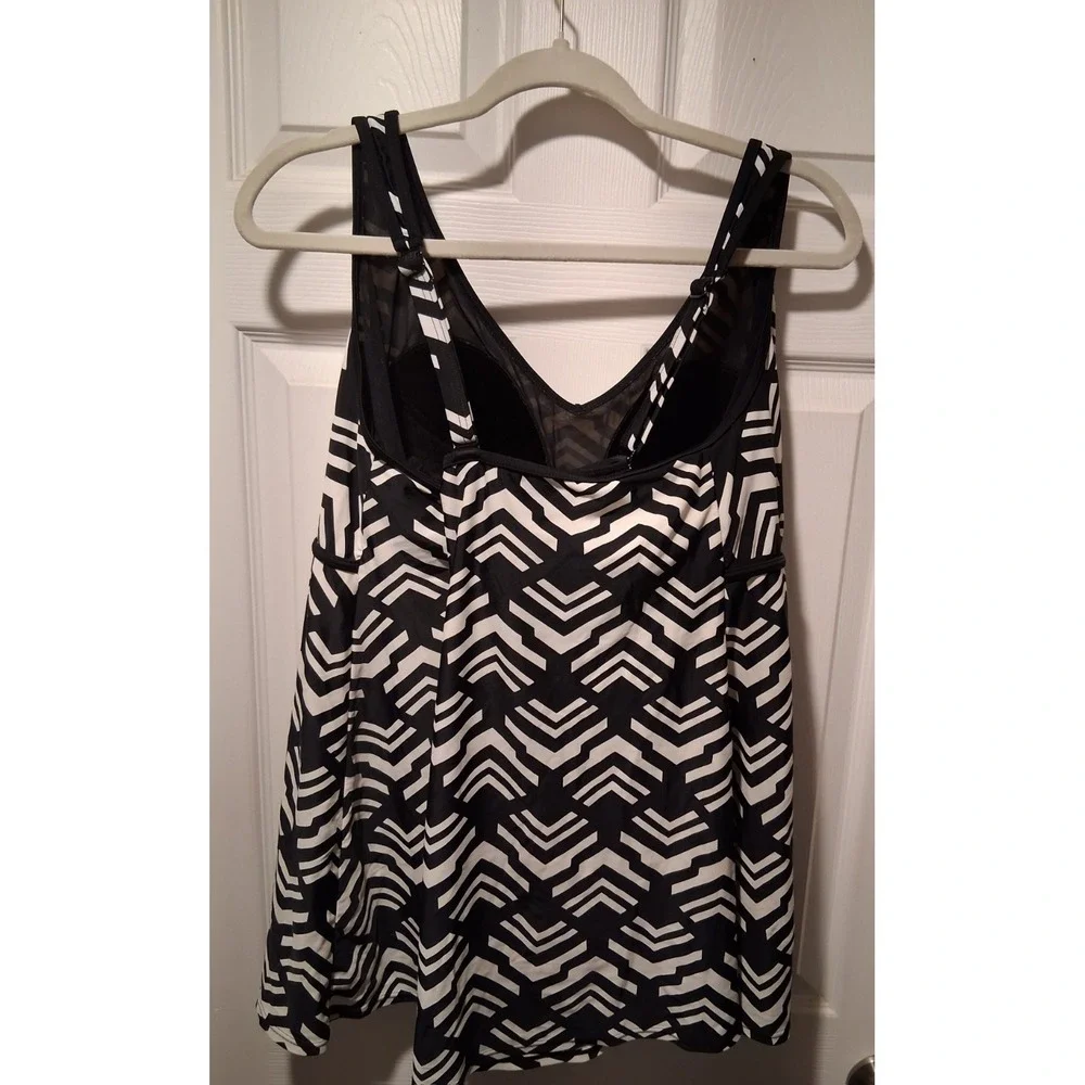 Lane Bryant Black White Swim Tankini Adjustable Straps Women's Size 26